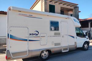Camper semintegrale 