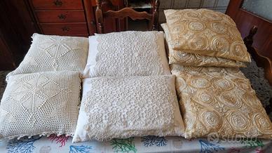 Cuscini per divano fatti a maglia