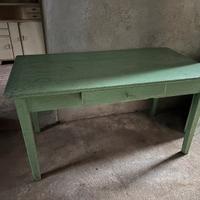 Tavolo vintage in legno