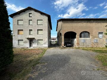 CASA INDIPENDENTE A CASTELNOVO DI SOTTO