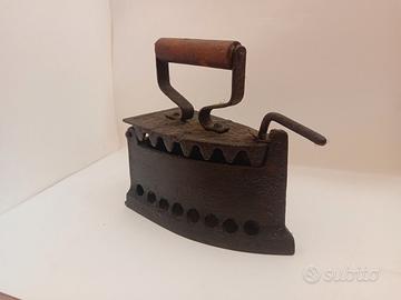 Ferro da stiro primi 900 ghisa e legno