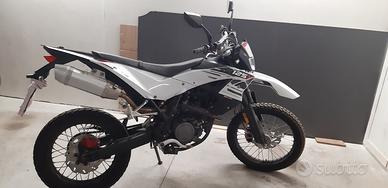 moto ksr  tr 125 x
