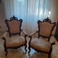 n.2 Poltrone in noce massello anni '60