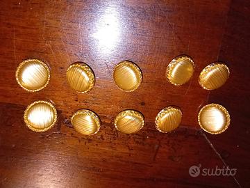 100 Bottoni in metallo dorato