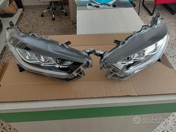 Fari Toyota Yaris 2020->