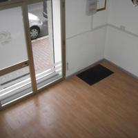 Uso ufficio esposizione magazzino