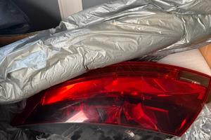 Fanali posteriori originali dx+sx Audi TT 8j