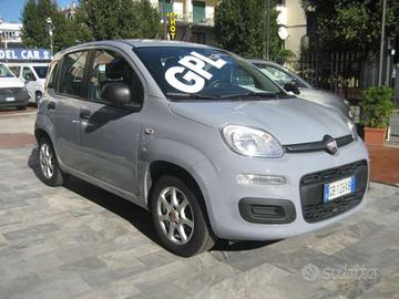 FIAT New Panda 1.2 EASY GPL