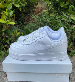 Nike Air Force 1 --EU 40.5