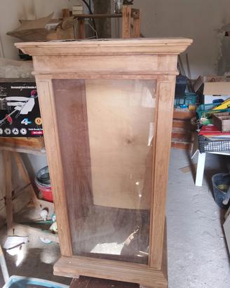 Vetrinetta antica in legno
