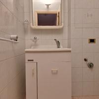 lavandino e specchio 