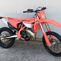 Beta RR Enduro 300 2t x-pro my 2026!!!