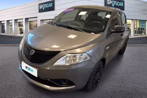 Lancia Ypsilon Ecochic 1.0 70cv Firefly Hybri...