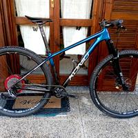 29 er Konig tg S Carbon Boost 9.2 kg 
telaio Konig