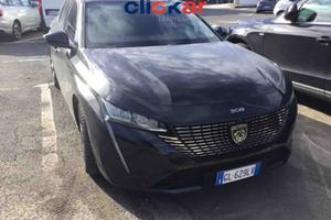 Peugeot 308 1.5 HDi 130CV EAT8 ALLURE NAV+PEL+RCAM