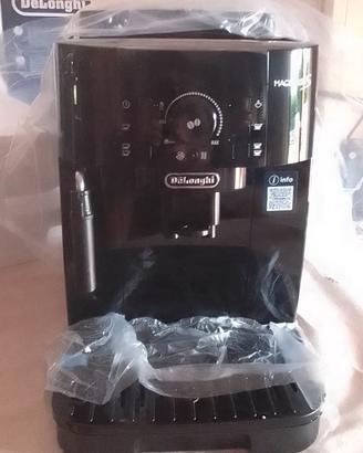 Macchina caffè automatica Magnifica S De Longhi