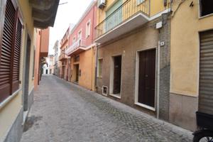 Appartamento da Ristrutturare Piano Terrra