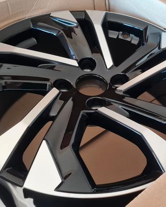 Cerchio in lega nuovo Peugeot 2008 17