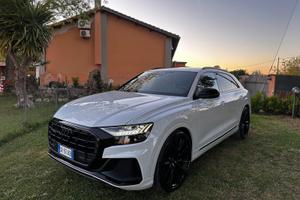 Audi Q8 50 TDI 286 CV quattro tiptronic Sport