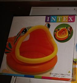Piscina gonfiabile Intex a forma di pesce
