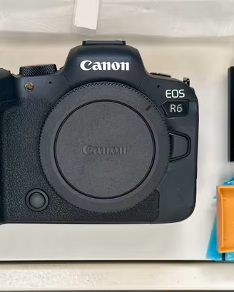 Canon EOS R6