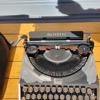 macchina da scrivere Olivetti Ico