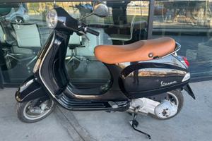 Piaggio Vespa 125 lx ie