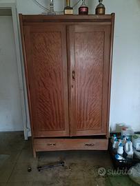 Armadio d'epoca