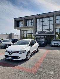 Renault Clio 1.2 75CV 5 porte Live OK NEOPATENTATI