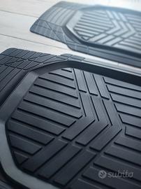 tappetini auto universali più bauletto 