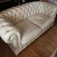Divano Chesterfield