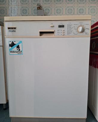 Lavastoviglie MIELE
