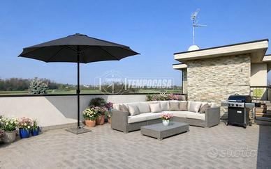 TRILOCALE CON AMPIO TERRAZZO E BOX