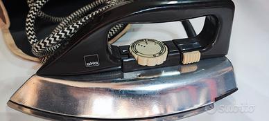 Ferro da stiro da viaggio vintage 