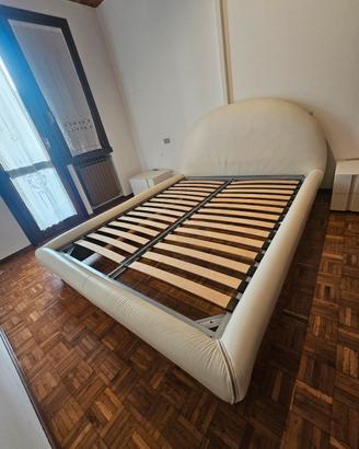 letto matrimoniale in vera pelle 