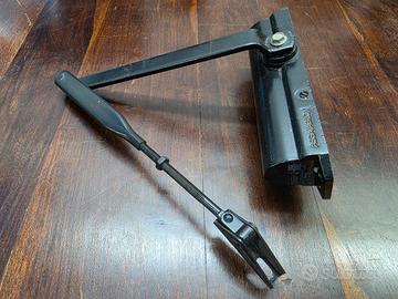 Chiudiporta idraulico a molla ASSA ABLOY DC120