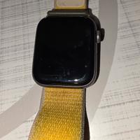Apple Whatc SE + Auricolare