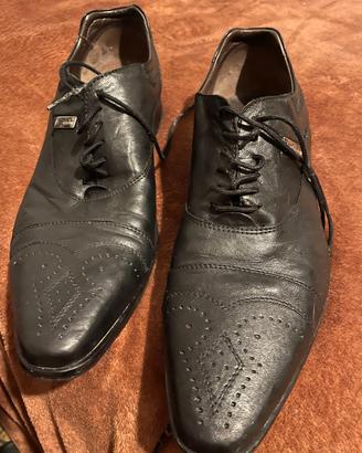 scarpe eleganti nero giardino 