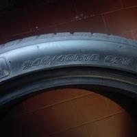 Gomme invernali  245/40/R18