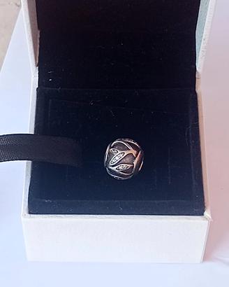 Charm pandora 