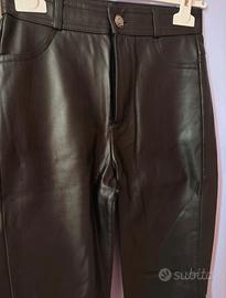 jeans di pelle