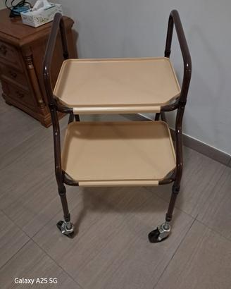 carrello porta vivande