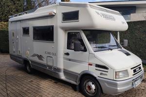 Camper Mobilvetta Icaro 5 LX base Iveco