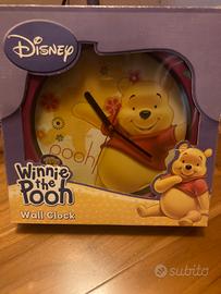 Orologio da parete rotondo  fucsia Winnie the pooh