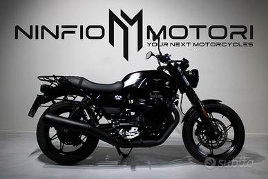 Moto Guzzi V7 Stone - 2022 UNICO PROPR.