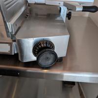 Affettatrice professionale lama 330mm