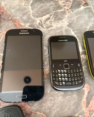 Telefoni cellulari nokia vintage e samsung