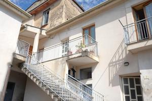 CASA SEMINDIPENDENTE A MONTECORVINO PUGLIANO