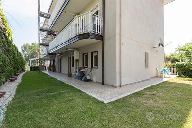 Rif.RG166| appartamento aci castello