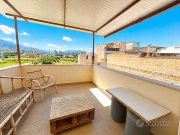 3 vani via Brancaccio appartamento grande balcone